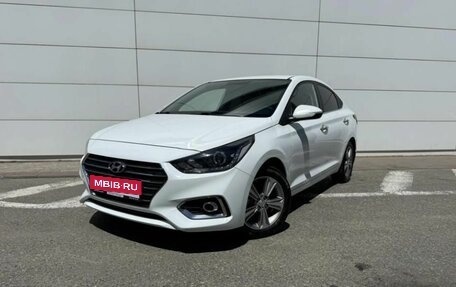 Hyundai Solaris II рестайлинг, 2018 год, 1 590 000 рублей, 1 фотография
