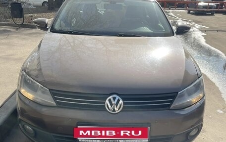 Volkswagen Jetta VI, 2012 год, 925 000 рублей, 1 фотография