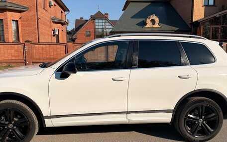 Volkswagen Touareg III, 2016 год, 2 950 000 рублей, 2 фотография