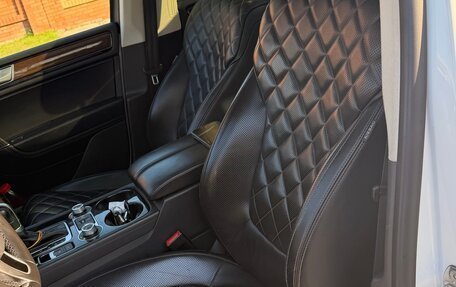 Volkswagen Touareg III, 2016 год, 2 950 000 рублей, 14 фотография