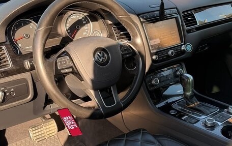 Volkswagen Touareg III, 2016 год, 2 950 000 рублей, 13 фотография
