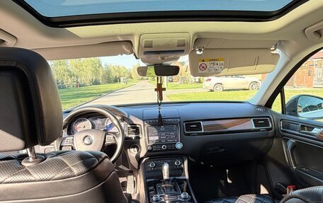 Volkswagen Touareg III, 2016 год, 2 950 000 рублей, 17 фотография