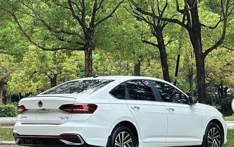 Volkswagen Lavida, 2023 год, 1 584 000 рублей, 5 фотография