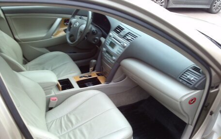 Toyota Camry, 2006 год, 1 230 000 рублей, 6 фотография