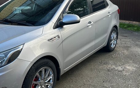 KIA Rio III рестайлинг, 2013 год, 1 099 000 рублей, 2 фотография