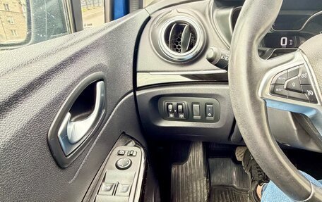 Renault Kaptur I рестайлинг, 2021 год, 1 690 000 рублей, 24 фотография