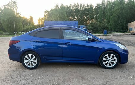 Hyundai Solaris II рестайлинг, 2013 год, 730 000 рублей, 4 фотография