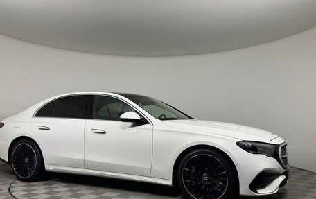 Mercedes-Benz E-Класс, 2025 год, 9 200 000 рублей, 7 фотография