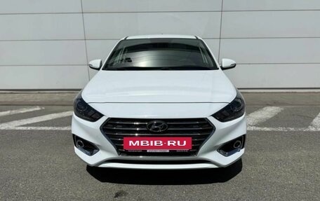 Hyundai Solaris II рестайлинг, 2018 год, 1 590 000 рублей, 2 фотография