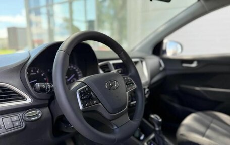 Hyundai Solaris II рестайлинг, 2018 год, 1 590 000 рублей, 12 фотография