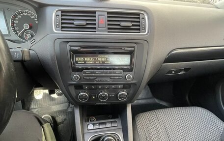 Volkswagen Jetta VI, 2012 год, 925 000 рублей, 5 фотография