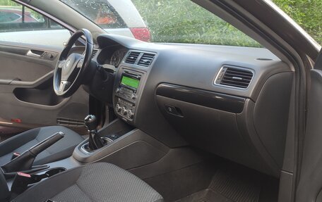 Volkswagen Jetta VI, 2012 год, 925 000 рублей, 11 фотография