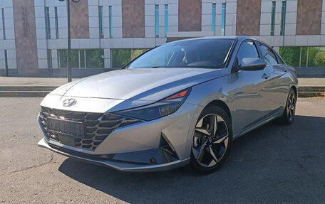 Hyundai Elantra, 2023 год, 1 900 000 рублей, 3 фотография