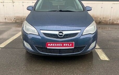 Opel Astra J, 2012 год, 450 000 рублей, 1 фотография