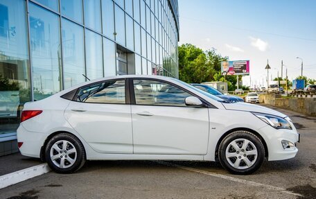 Hyundai Solaris II рестайлинг, 2015 год, 828 000 рублей, 8 фотография