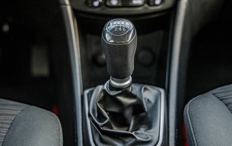 Hyundai Solaris II рестайлинг, 2015 год, 828 000 рублей, 26 фотография