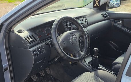 Toyota Corolla, 2004 год, 410 000 рублей, 9 фотография