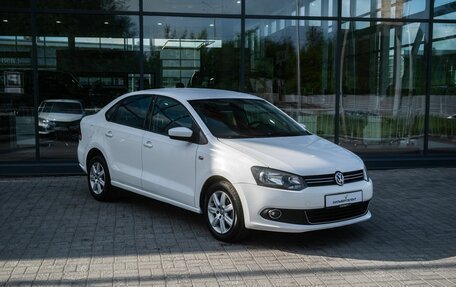 Volkswagen Polo VI (EU Market), 2012 год, 700 000 рублей, 5 фотография