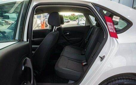 Volkswagen Polo VI (EU Market), 2012 год, 700 000 рублей, 14 фотография