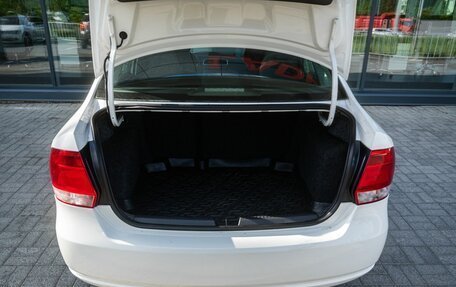 Volkswagen Polo VI (EU Market), 2012 год, 700 000 рублей, 21 фотография