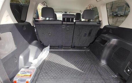 Toyota Land Cruiser Prado 150 рестайлинг 2, 2018 год, 5 390 000 рублей, 19 фотография