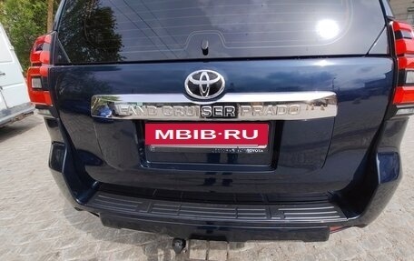 Toyota Land Cruiser Prado 150 рестайлинг 2, 2018 год, 5 390 000 рублей, 18 фотография