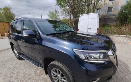 Toyota Land Cruiser Prado 150 рестайлинг 2, 2018 год, 5 390 000 рублей, 30 фотография