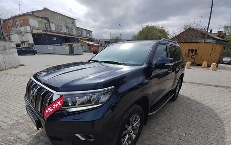 Toyota Land Cruiser Prado 150 рестайлинг 2, 2018 год, 5 390 000 рублей, 29 фотография