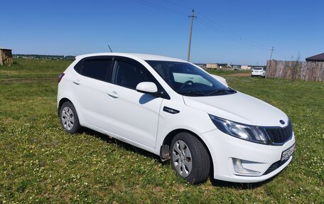 KIA Rio III рестайлинг, 2014 год, 880 000 рублей, 4 фотография