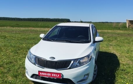 KIA Rio III рестайлинг, 2014 год, 880 000 рублей, 3 фотография