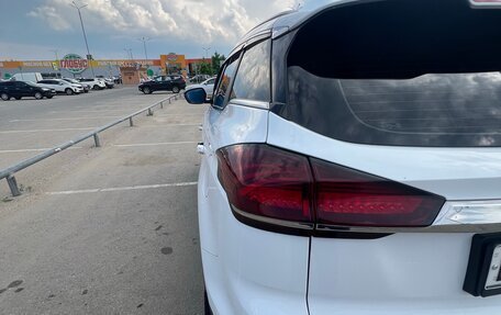 Geely Atlas, 2024 год, 2 190 000 рублей, 7 фотография