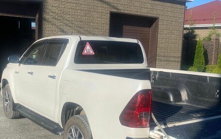 Toyota Hilux VIII, 2015 год, 4 450 000 рублей, 4 фотография