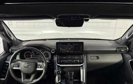 Toyota Land Cruiser, 2021 год, 9 985 000 рублей, 2 фотография