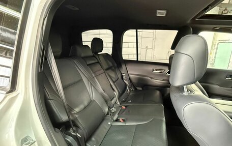 Toyota Land Cruiser, 2021 год, 9 985 000 рублей, 21 фотография