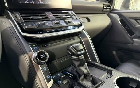 Toyota Land Cruiser, 2021 год, 9 985 000 рублей, 31 фотография