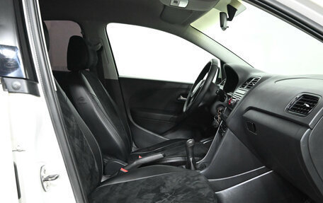 Volkswagen Polo VI (EU Market), 2011 год, 570 000 рублей, 10 фотография
