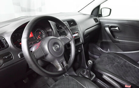 Volkswagen Polo VI (EU Market), 2011 год, 570 000 рублей, 15 фотография