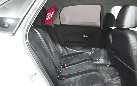 Volkswagen Polo VI (EU Market), 2011 год, 570 000 рублей, 11 фотография