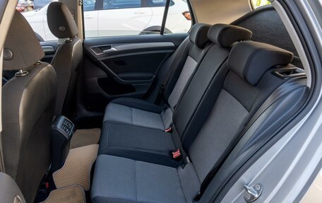 Volkswagen Golf VII, 2013 год, 979 000 рублей, 9 фотография