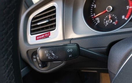 Volkswagen Golf VII, 2013 год, 979 000 рублей, 13 фотография