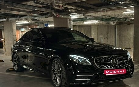 Mercedes-Benz E-Класс AMG, 2018 год, 5 870 000 рублей, 5 фотография