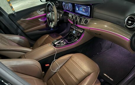 Mercedes-Benz E-Класс AMG, 2018 год, 5 870 000 рублей, 19 фотография