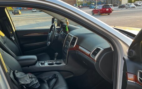 Jeep Grand Cherokee, 2012 год, 2 650 000 рублей, 11 фотография