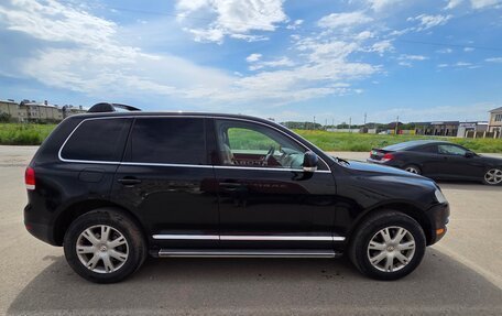 Volkswagen Touareg III, 2003 год, 650 000 рублей, 3 фотография