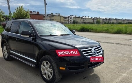 Volkswagen Touareg III, 2003 год, 650 000 рублей, 2 фотография