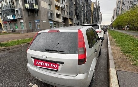 Ford Fiesta, 2002 год, 240 000 рублей, 3 фотография