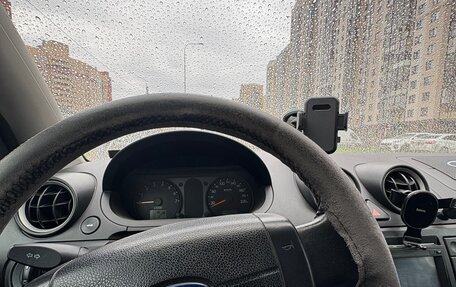 Ford Fiesta, 2002 год, 240 000 рублей, 13 фотография