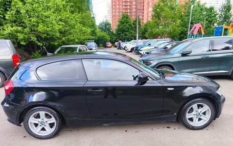 BMW 1 серия, 2011 год, 730 000 рублей, 3 фотография