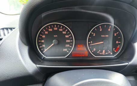 BMW 1 серия, 2011 год, 730 000 рублей, 6 фотография