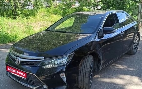 Toyota Camry, 2017 год, 2 100 000 рублей, 5 фотография